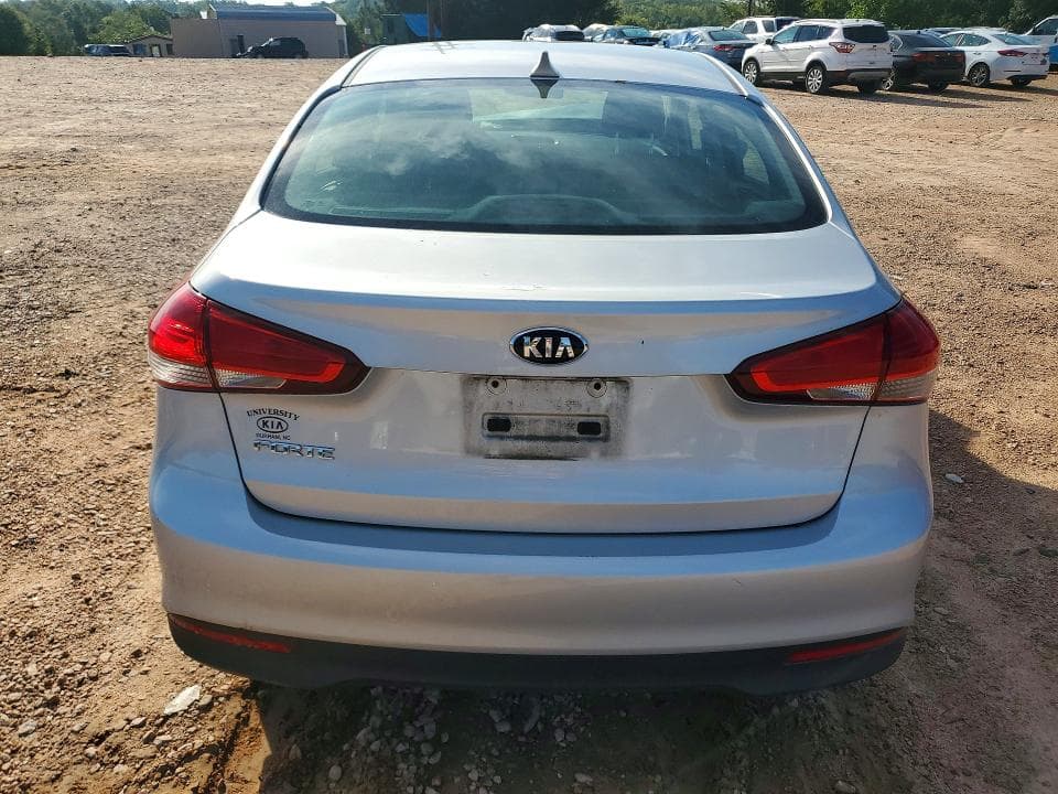2017 KIA FORTE LX 6