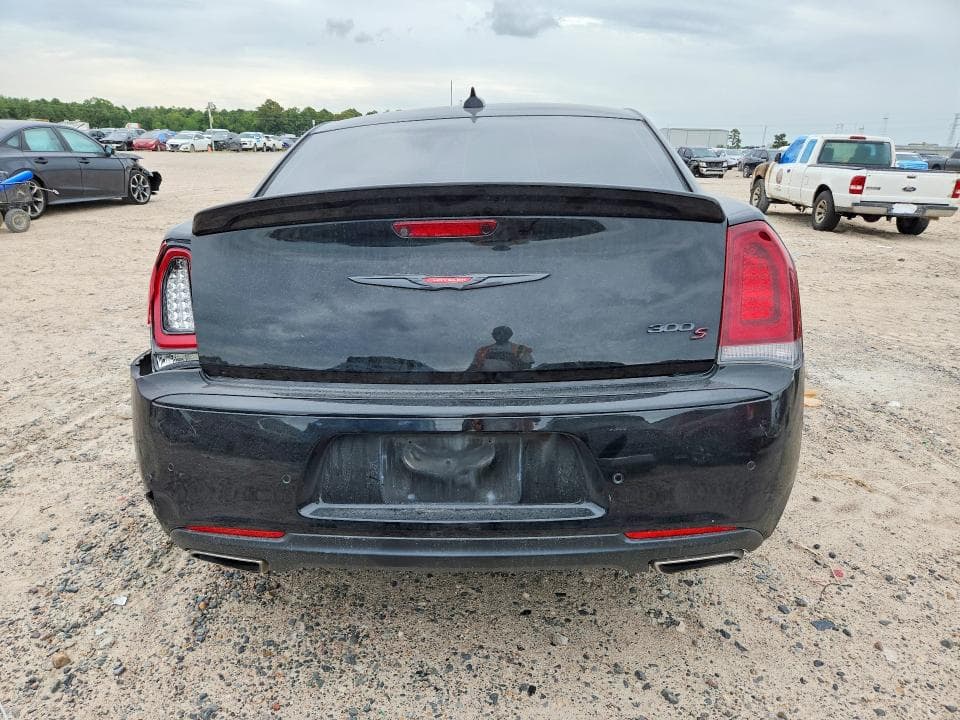 2022 CHRYSLER 300 S 6