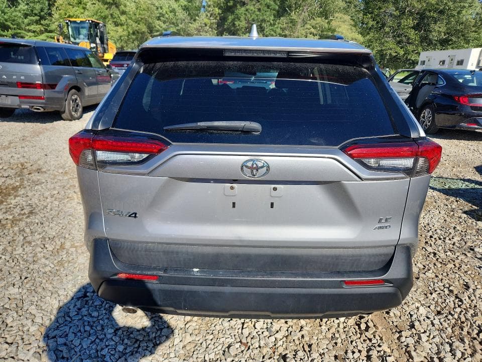 2021 TOYOTA RAV4 LE 6