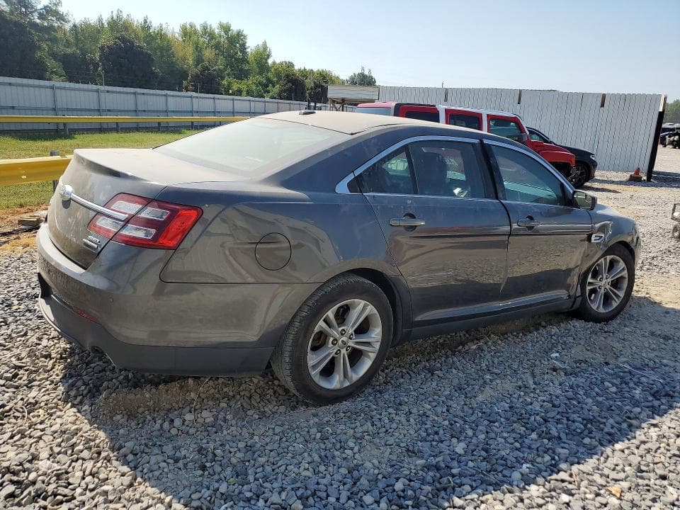 2018 FORD TAURUS SEL 3