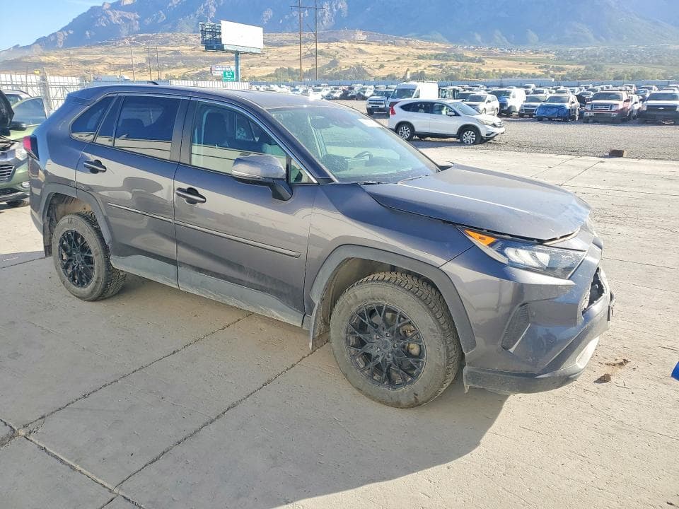 2022 TOYOTA RAV4 LE 4