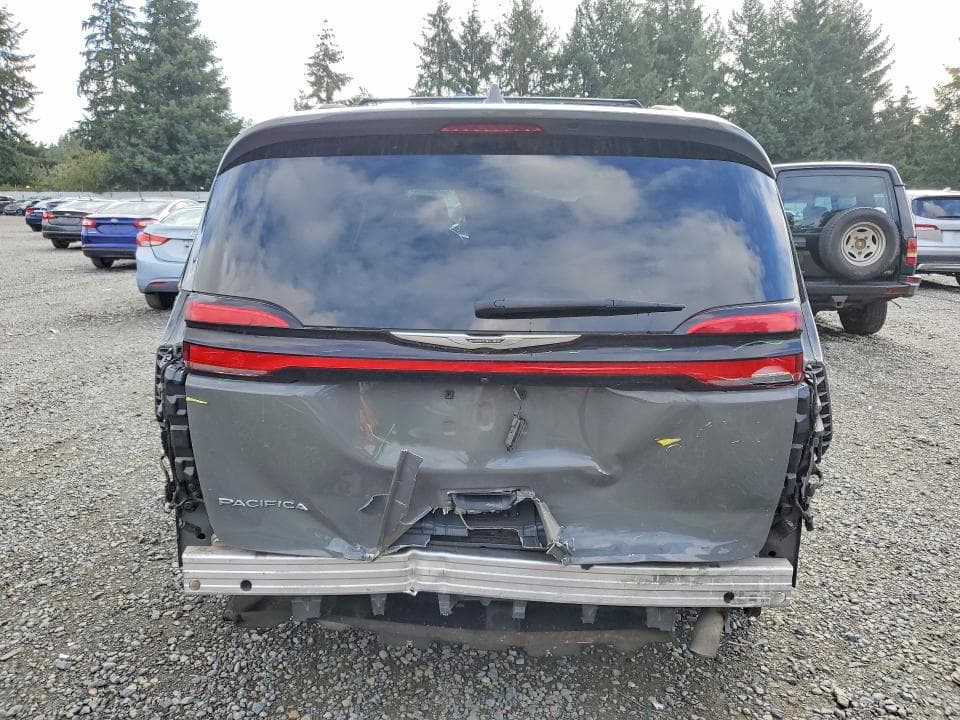 2022 CHRYSLER PACIFICA TOURING L 6
