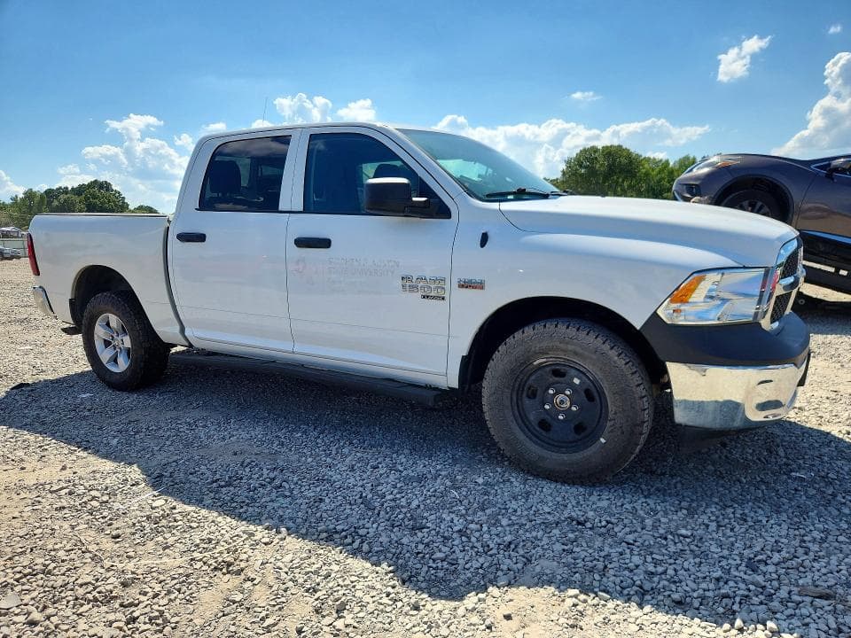 2023 RAM 1500 CLASSIC SSV 4