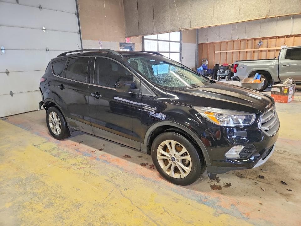 2018 FORD ESCAPE SE 4