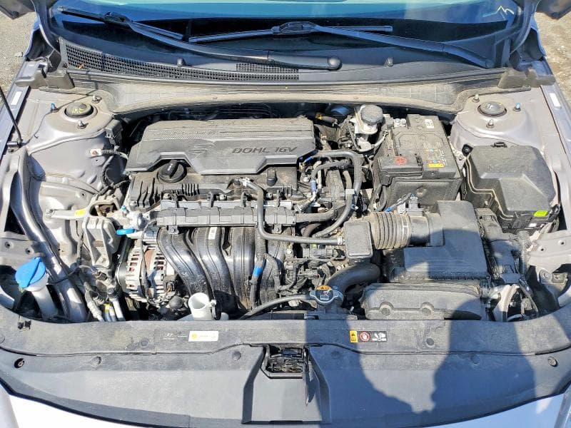 2025 HYUNDAI ELANTRA SEL 11