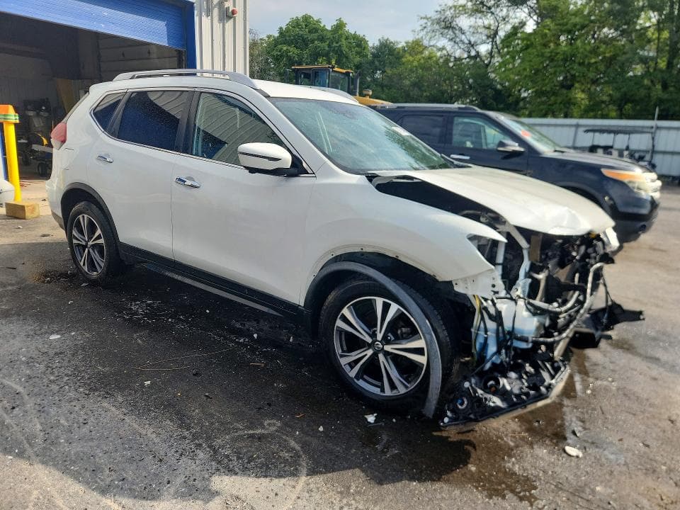 2019 NISSAN ROGUE SV 4