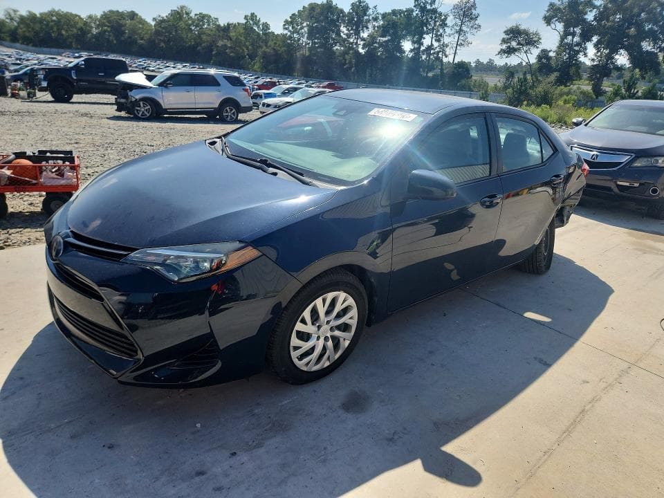 2018 TOYOTA COROLLA LE - 1