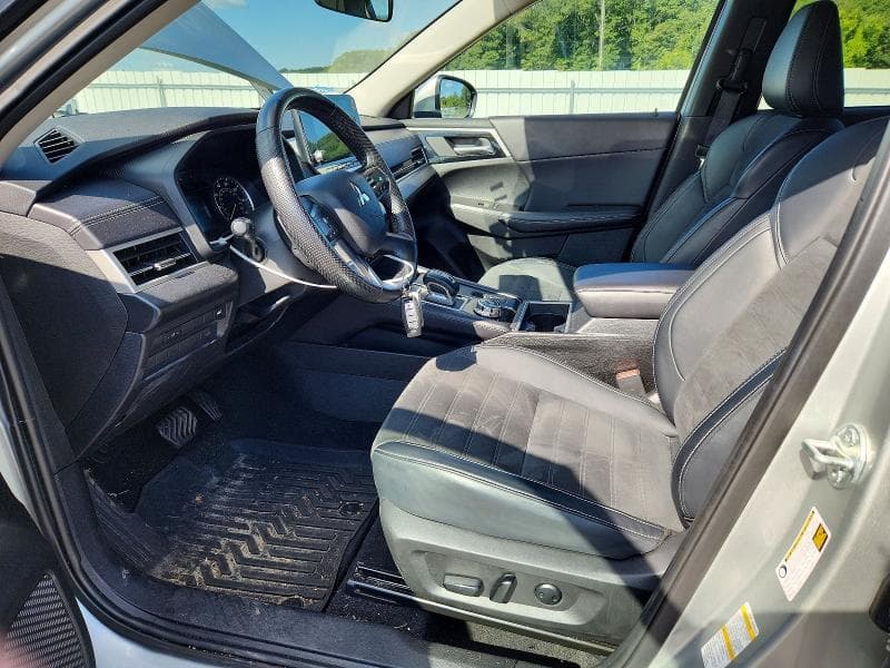 2024 MITSUBISHI OUTLANDER SE 7