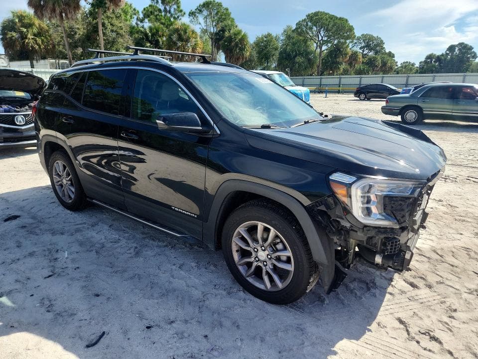 2023 GMC TERRAIN SLT 4