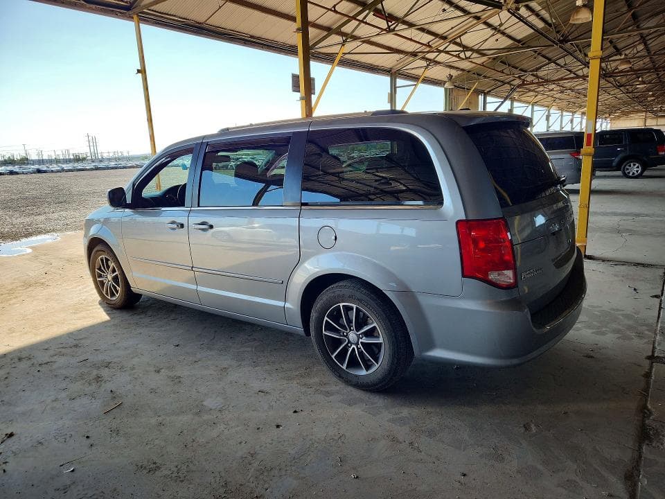 2017 DODGE GRAND CARAVAN SXT 2