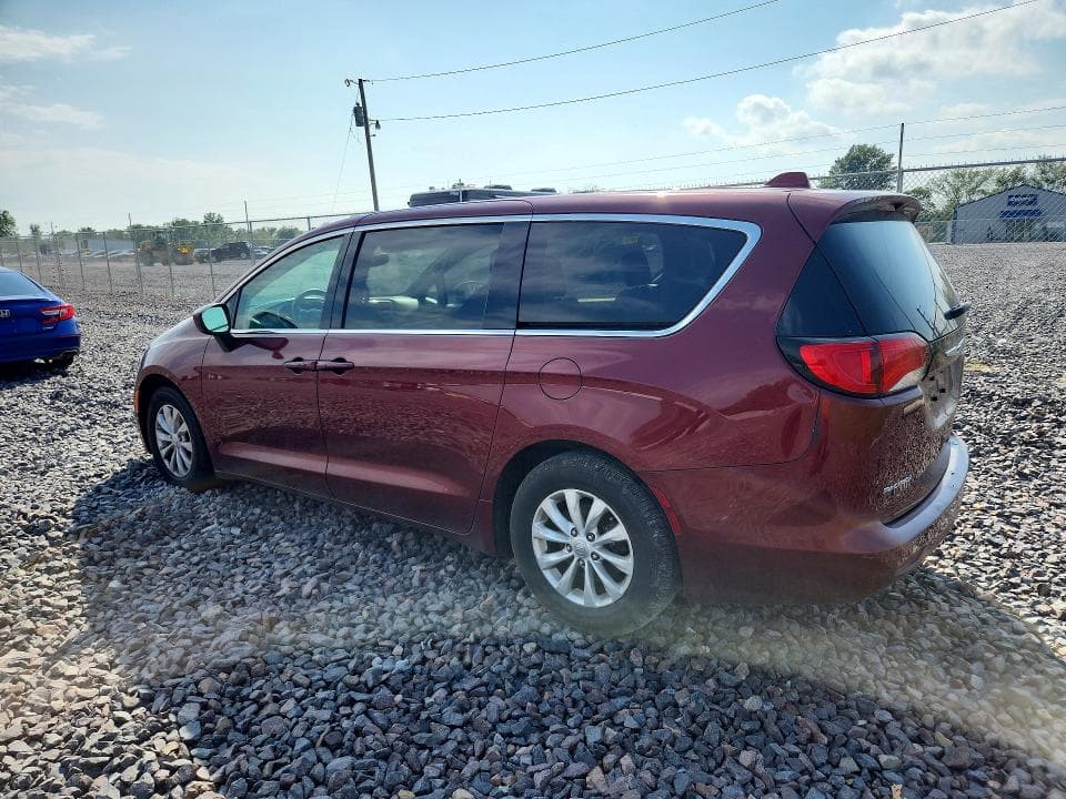 2017 CHRYSLER PACIFICA TOURING 2