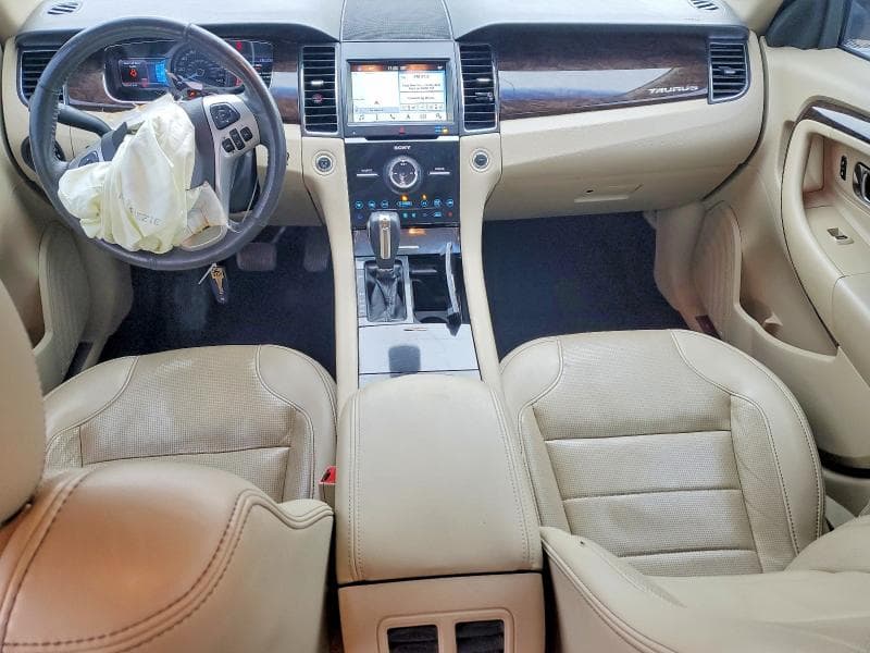 2019 FORD TAURUS LIMITED 8