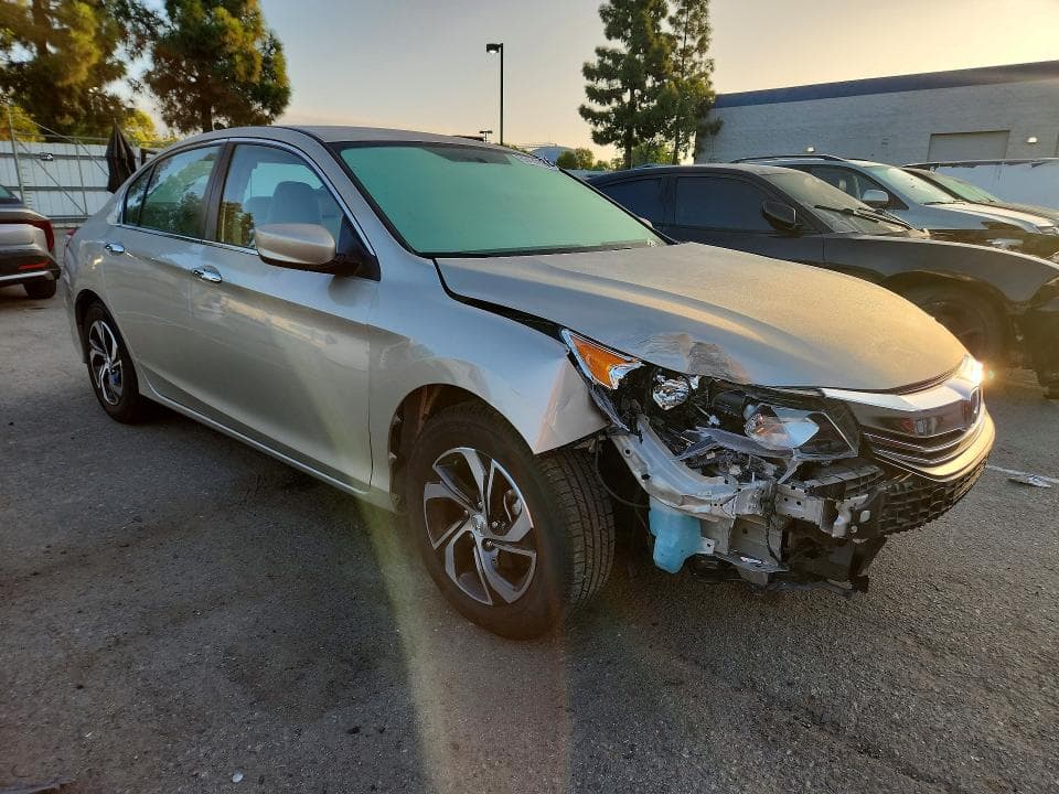 2017 HONDA ACCORD LX 4