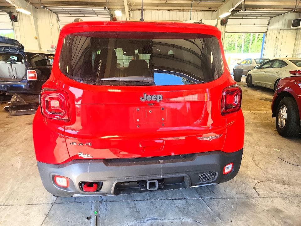 2021 JEEP RENEGADE TRAILHAWK 6