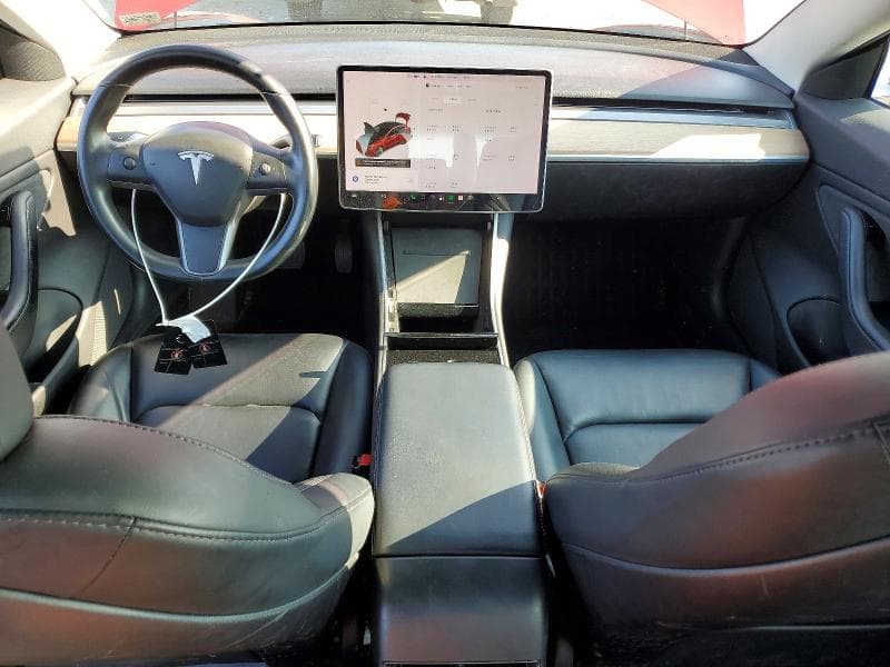 2018 TESLA MODEL 3 8