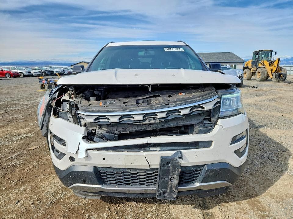 2017 FORD EXPLORER XLT 5