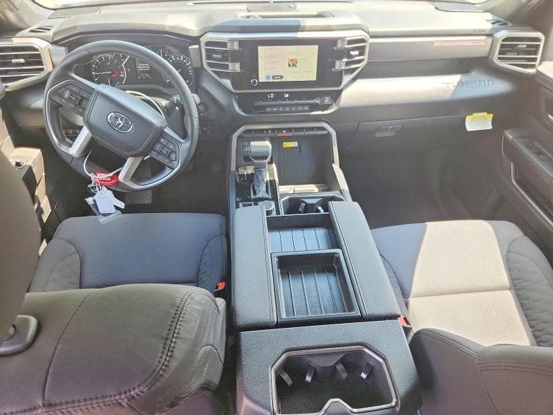 2026 TOYOTA TUNDRA CREWMAX SR5 8