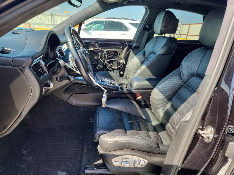 2017 PORSCHE MACAN TURBO 7