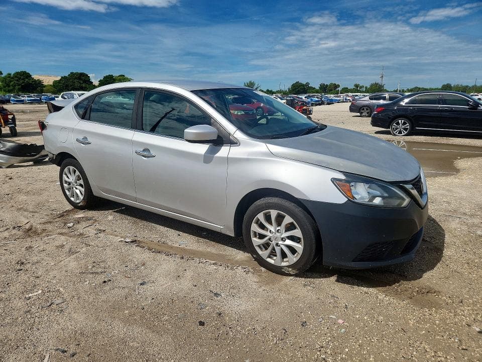 2019 NISSAN SENTRA SV 4
