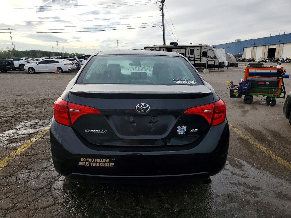 2017 TOYOTA COROLLA SE 6