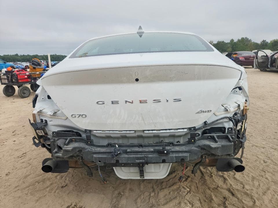 2025 GENESIS G70 2.5T STANDARD 6