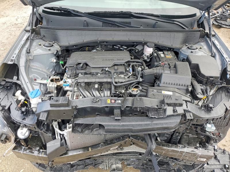 2026 HYUNDAI KONA SE 11