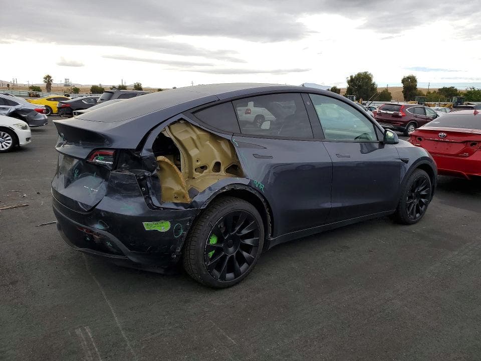 2022 TESLA MODEL Y 3