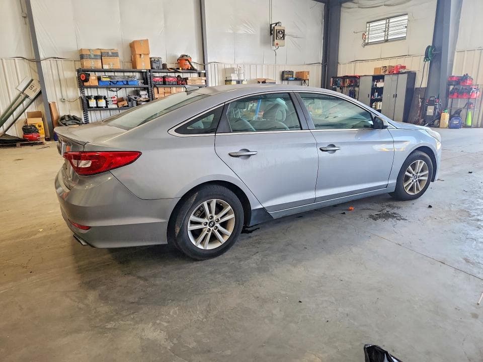 2017 HYUNDAI SONATA SE 3