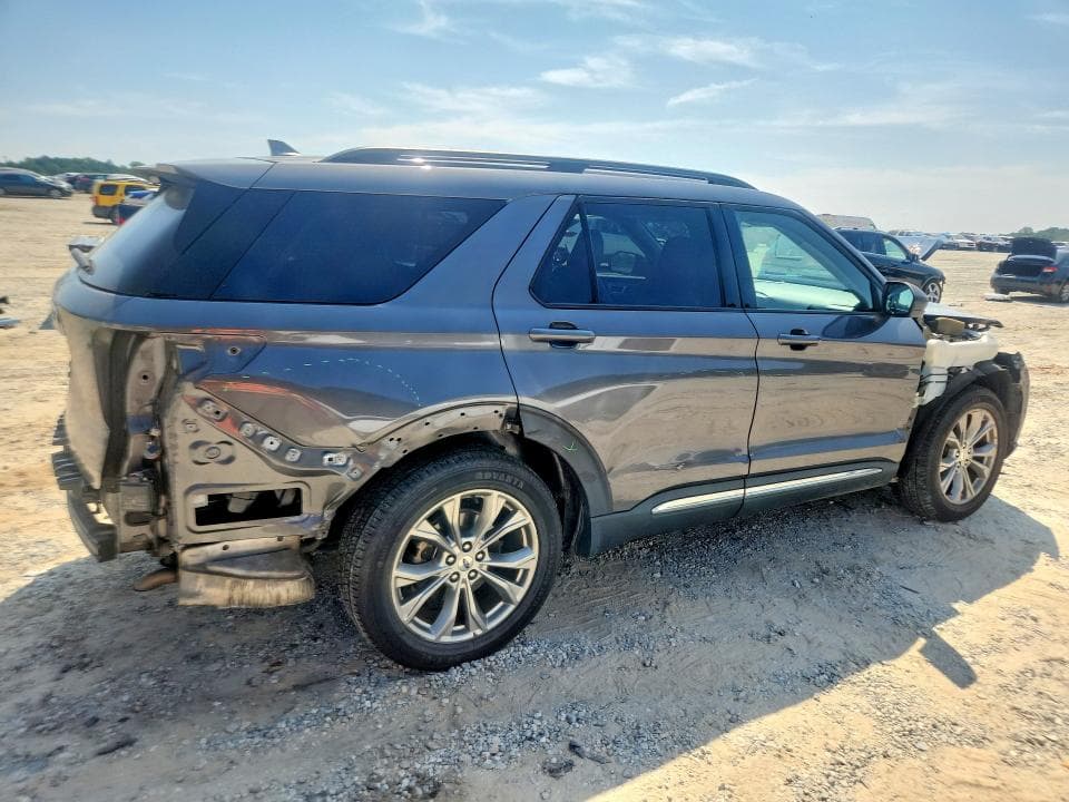 2022 FORD EXPLORER XLT 3