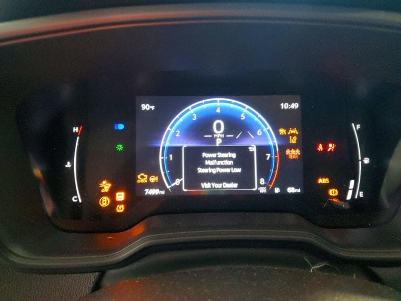 2026 TOYOTA COROLLA CROSS LE 9