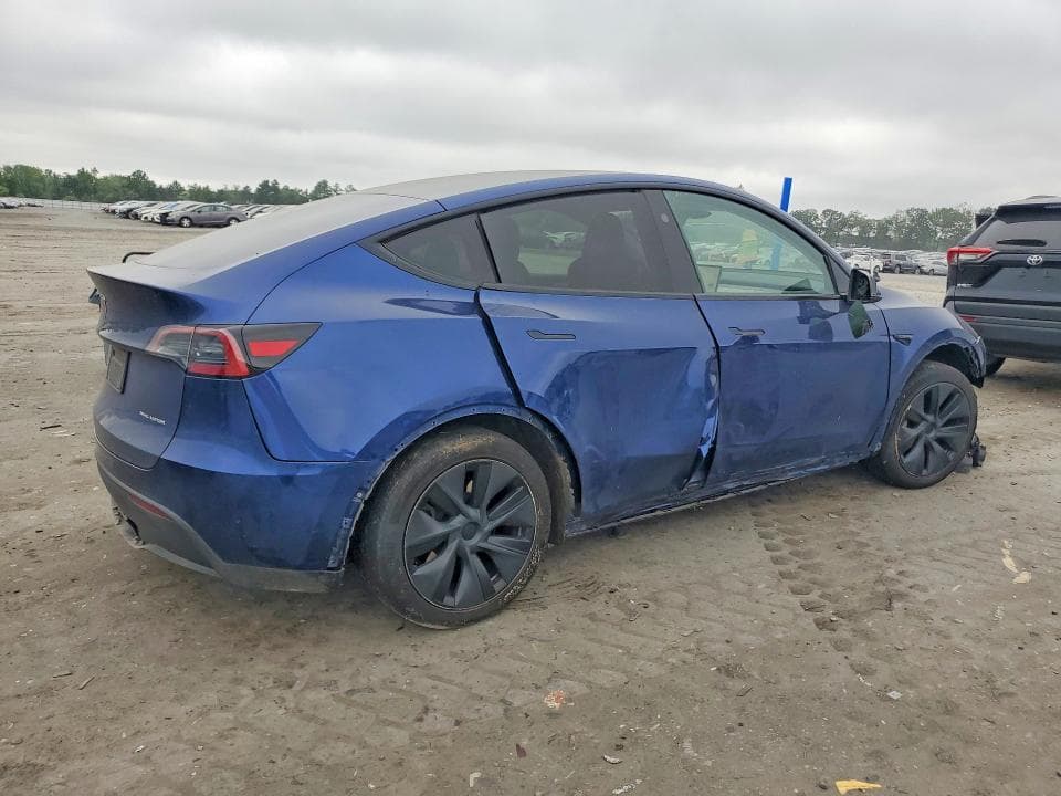 2025 TESLA MODEL Y 3