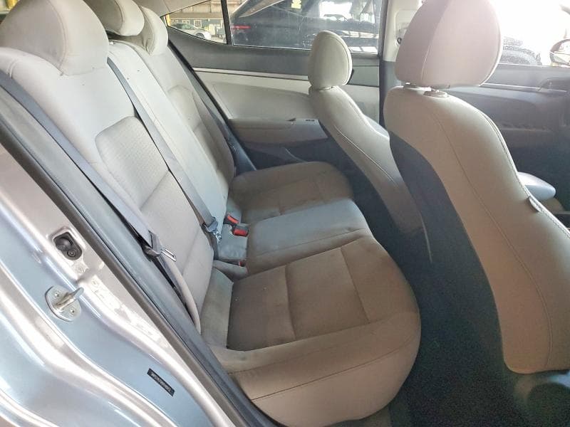 2017 HYUNDAI ELANTRA SE 10