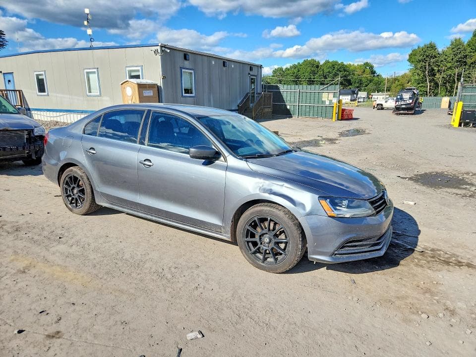 2017 VOLKSWAGEN JETTA S 4