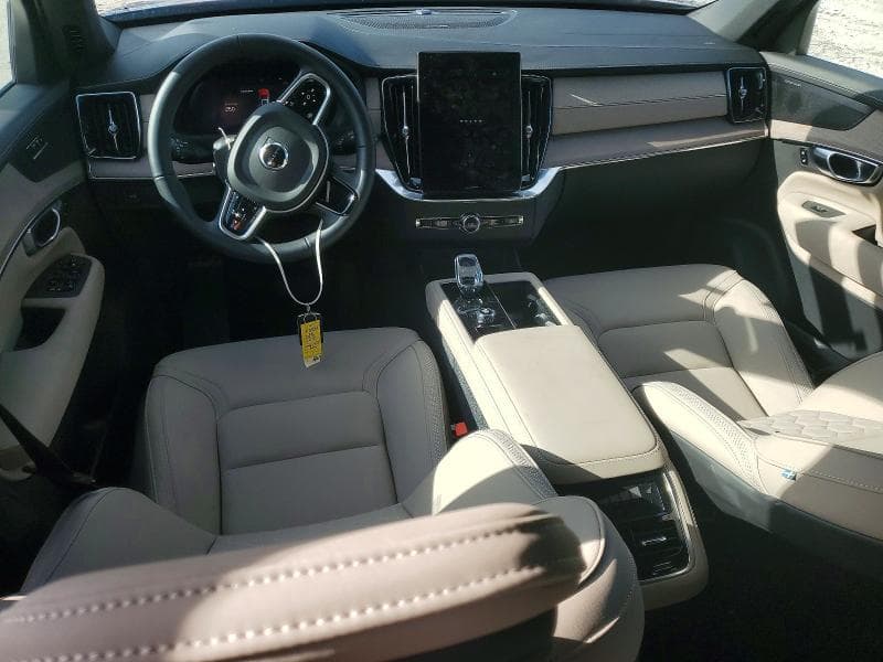 2026 VOLVO XC90 PLUS 8