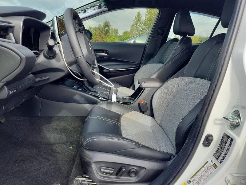 2026 TOYOTA COROLLA XSE 7