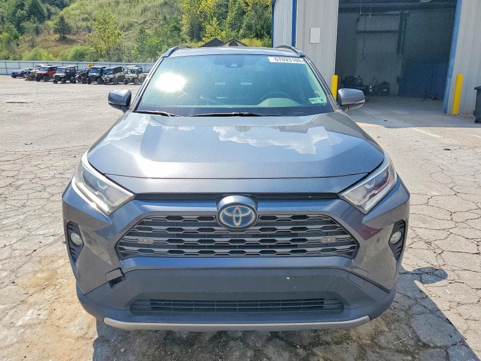 2019 TOYOTA RAV4 LIMITED 5