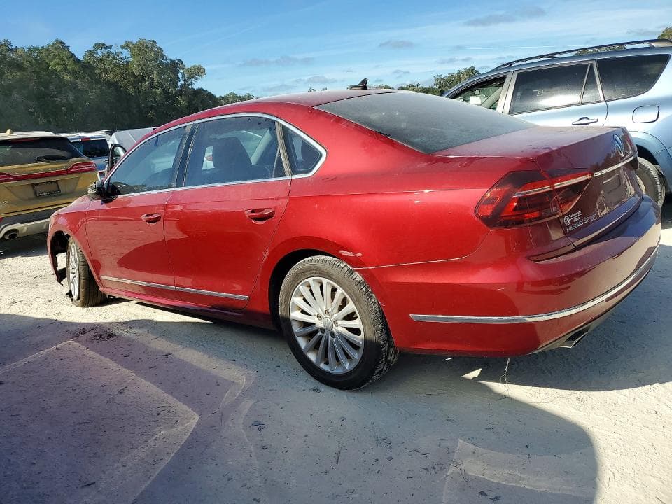 2017 VOLKSWAGEN PASSAT SE 2