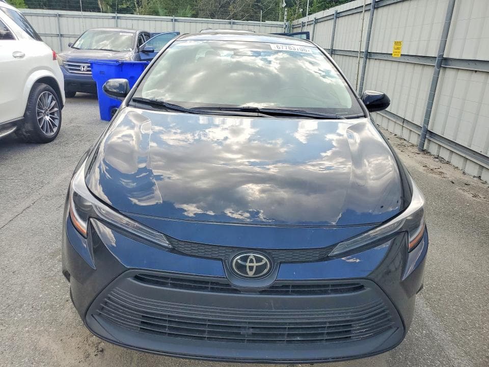 2026 TOYOTA COROLLA LE 5