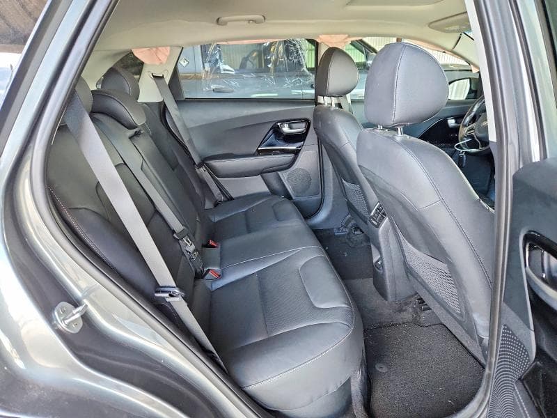 2018 KIA NIRO EX 10