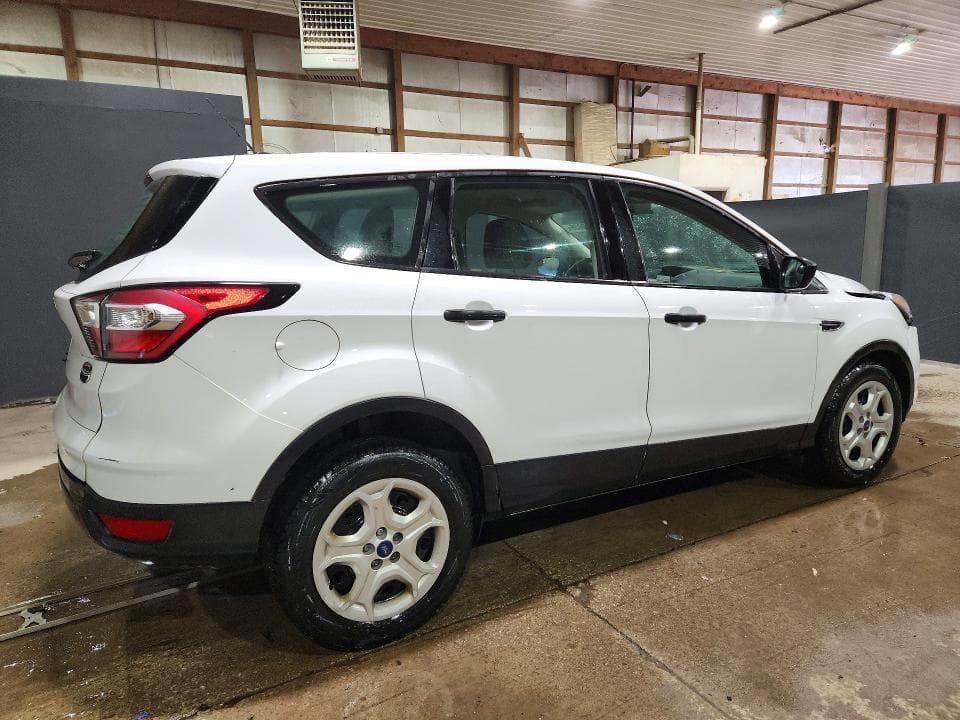 2017 FORD ESCAPE S 3