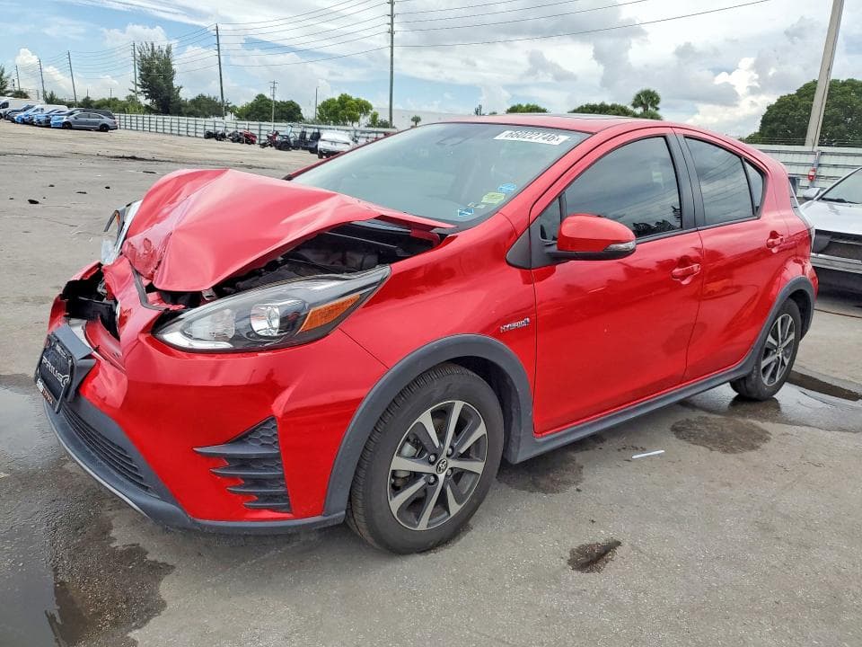 2018 TOYOTA PRIUS C THREE