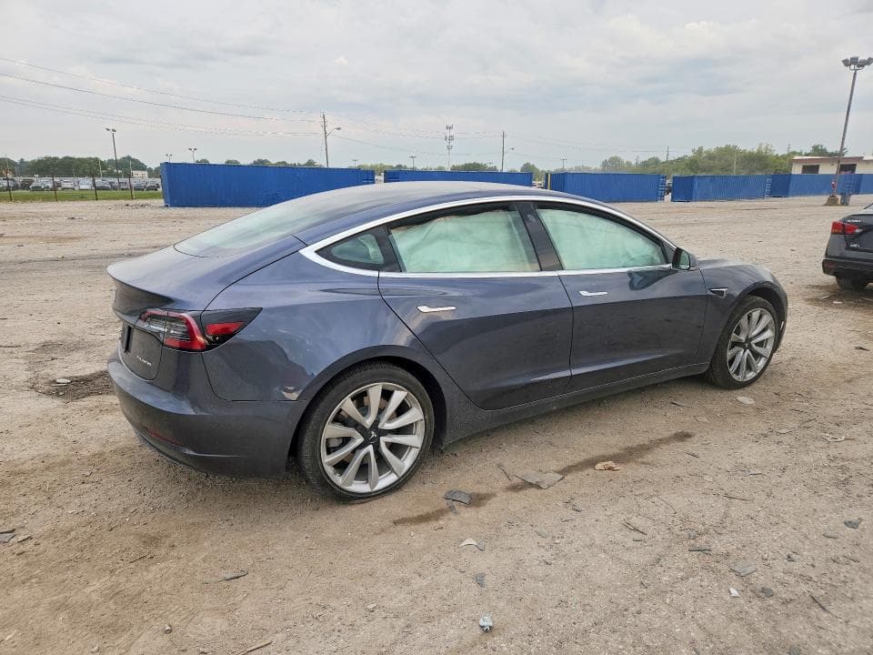 2018 TESLA MODEL 3 3