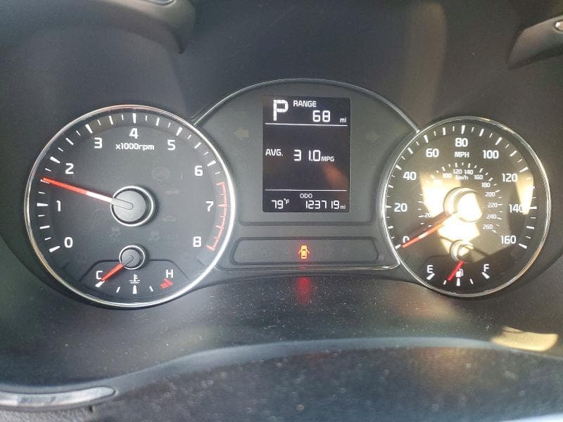 2017 KIA FORTE LX 9