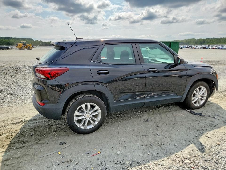 2021 CHEVROLET TRAILBLAZER LS 3