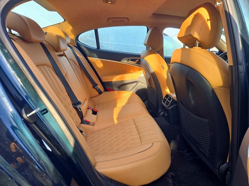 2023 GENESIS G70 BASE 10