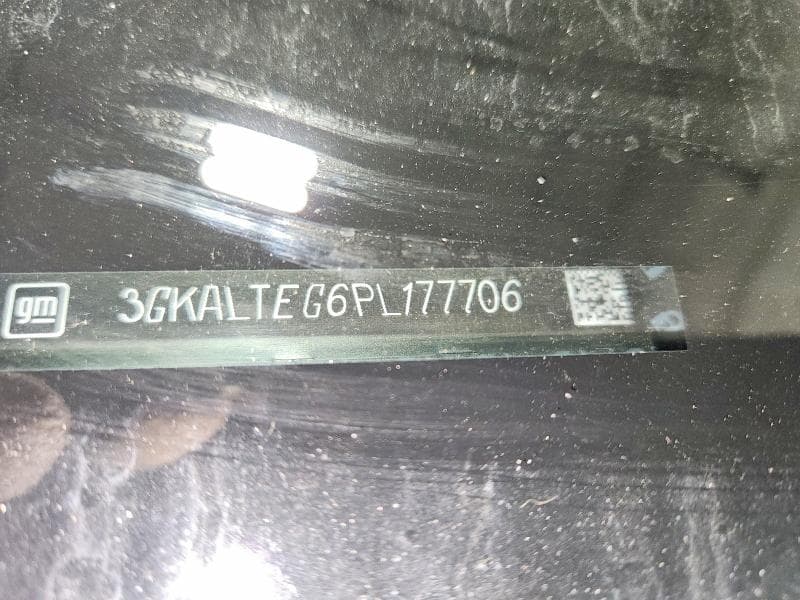 2023 GMC TERRAIN SLE 13