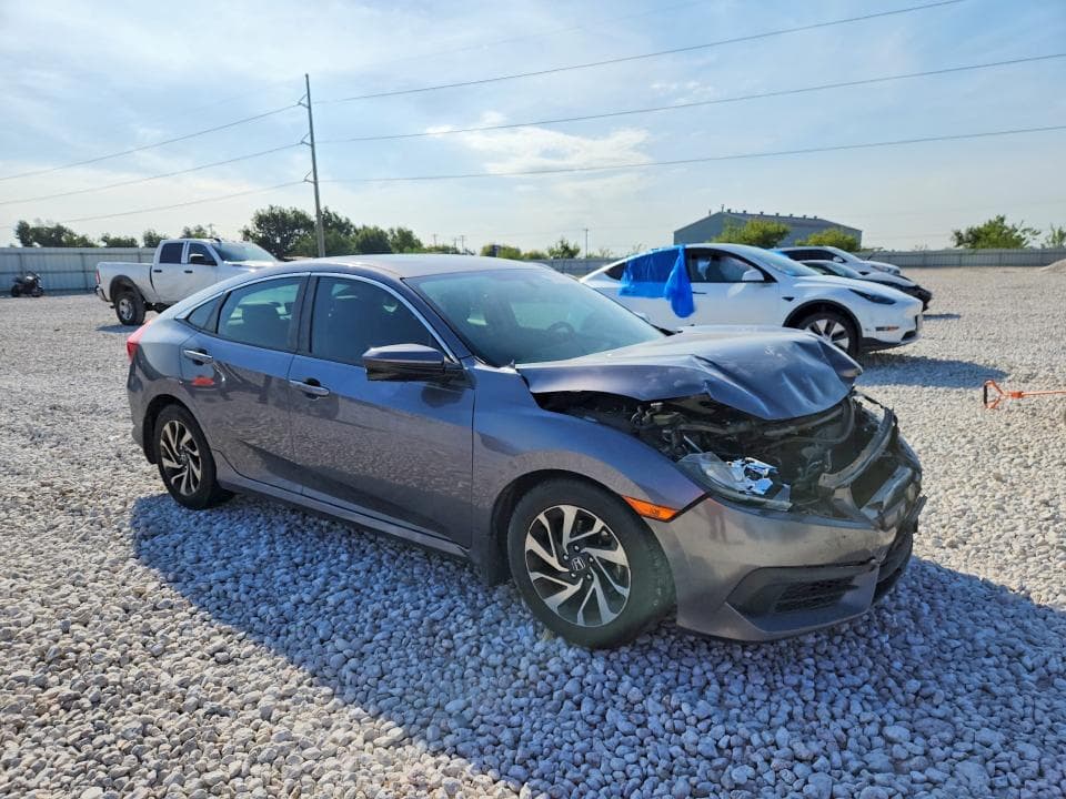 2017 HONDA CIVIC EX 4