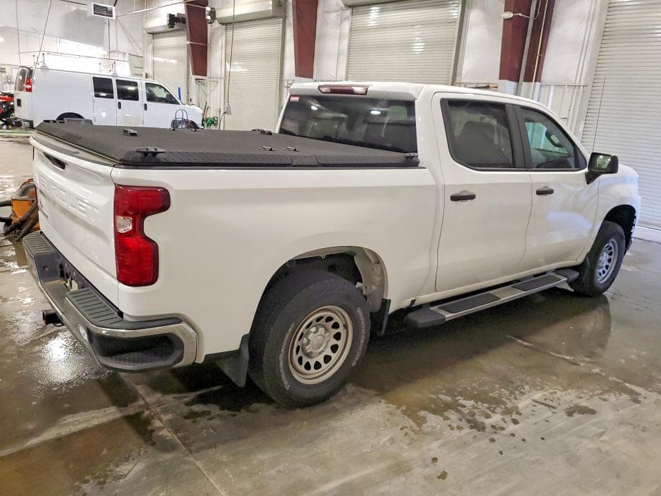 2021 CHEVROLET SILVERADO K1500 3