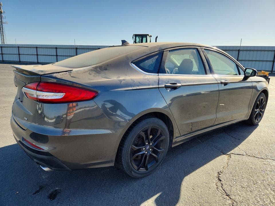 2020 FORD FUSION SE 3