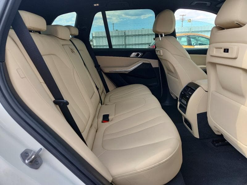 2022 BMW X5 XDRIVE45E 11